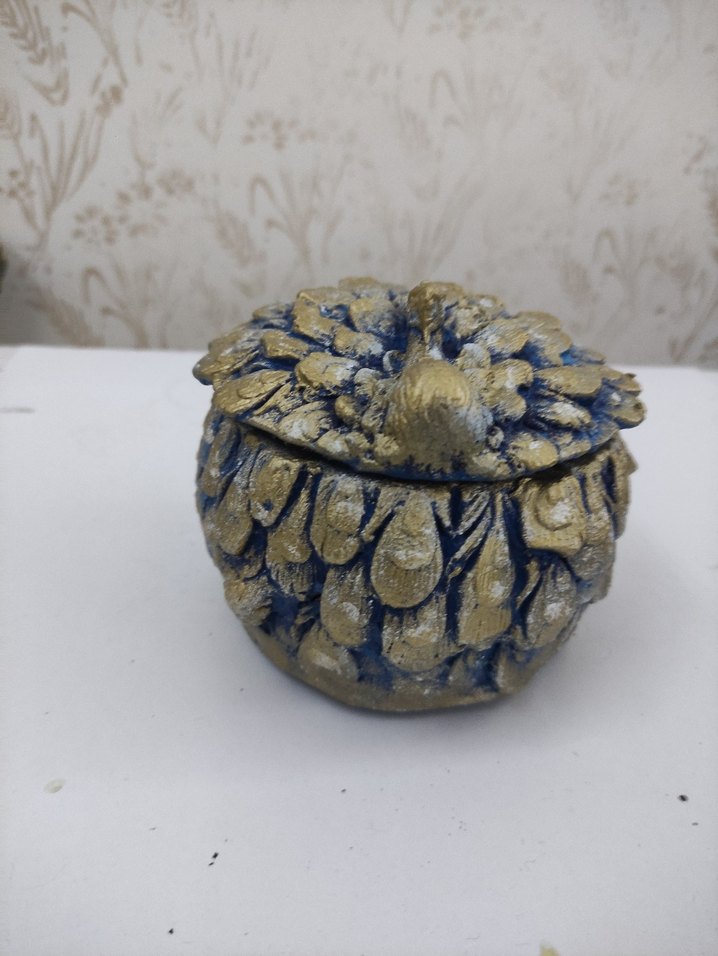 Altın Renkli Gold Tavuskuşu vintage kutu - Görsel 3