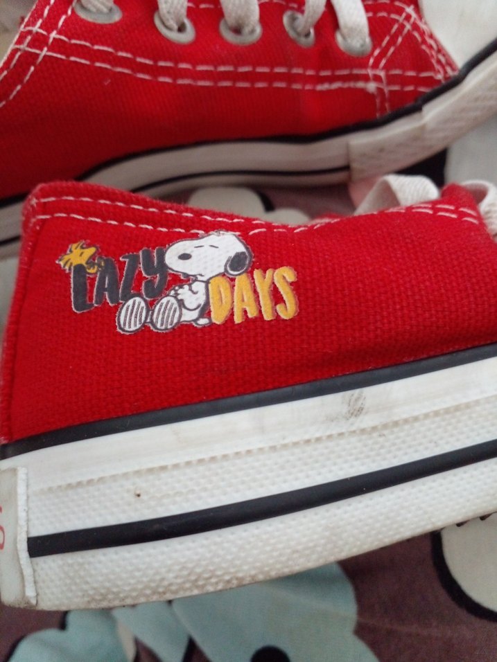 cocuk ayakkabisi y

cok temiz


f - Görsel 2