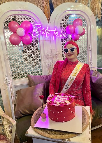 Boncuk İşlemeli Pembe Uzun Henna Elbise - Görsel 3