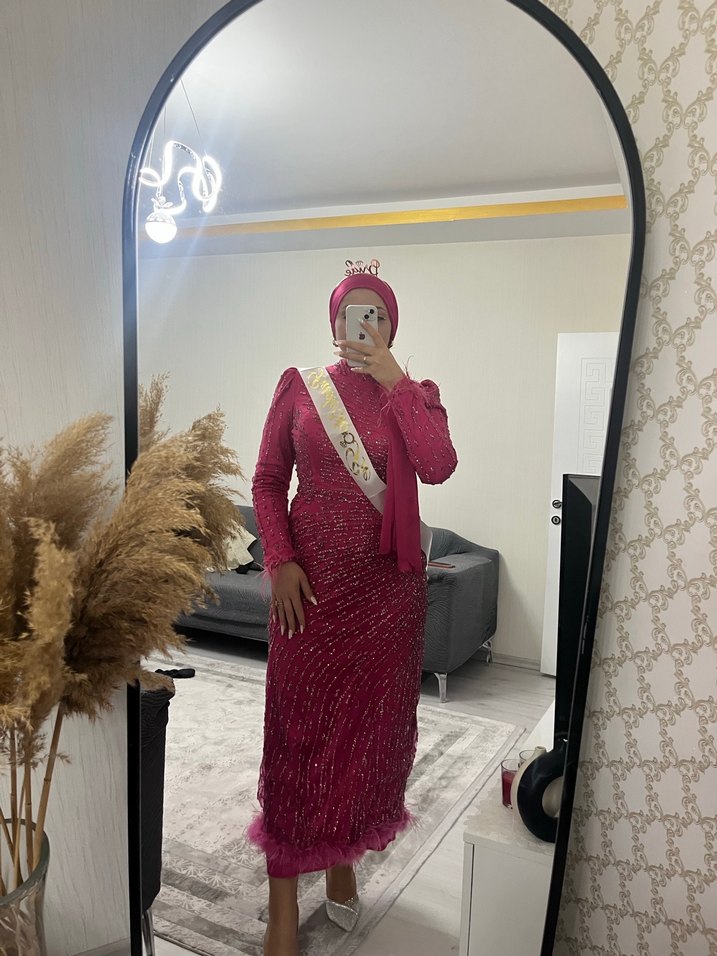 Boncuk İşlemeli Pembe Uzun Henna Elbise - Görsel 2