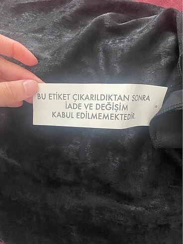 36 Beden siyah Renk MANUKA ELBİSE