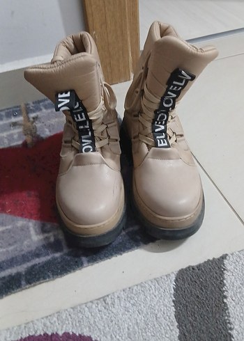 bayan bot fazla kullanmadım - Görsel 2