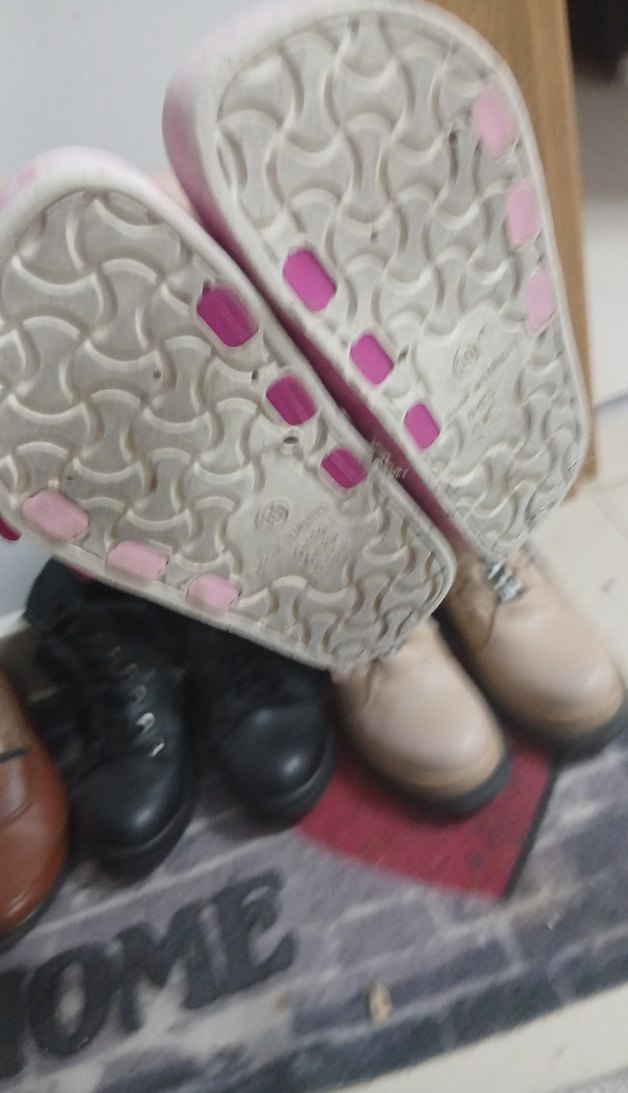 Pembe Tokalı Kız Terliği Batik Desenli - Görsel 2