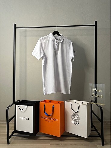 CALVIN KLEIN TSHİRT (M)
