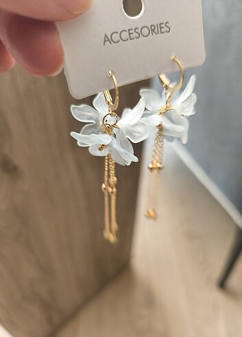 Açık mavi Gold sallantılı küpe 