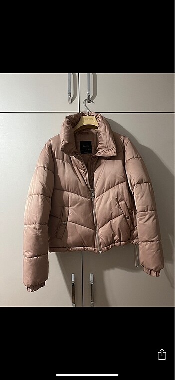 Bershka mont