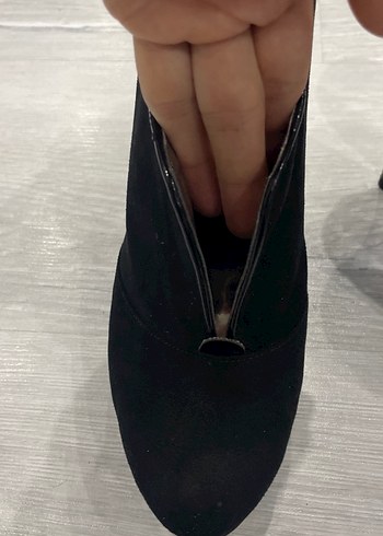 Siyah Nakışlı Stiletto Topuklu Kadın Bot - Görsel 3