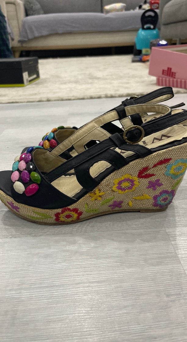 Renkli Boncuklu Kadın Dolgu Topuklu Sandalet - Görsel 4