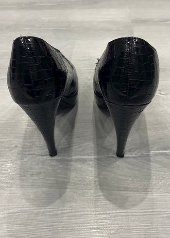 Klasik Siyah Yılan Desenli Stiletto - Görsel 5