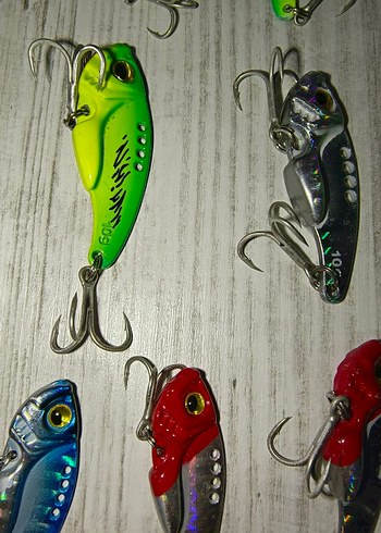 Renkli Çoklu Balıkçı Yemleri Seti - Görsel 2