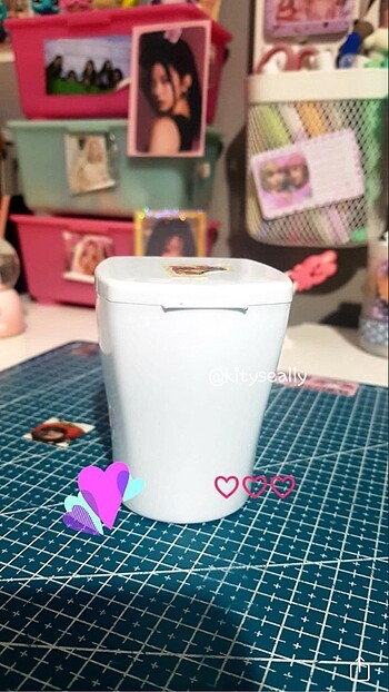  Hello Kitty Freebie Box