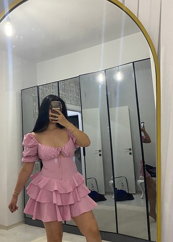 Bershka Pembe Mini Fırfırlı Elbise