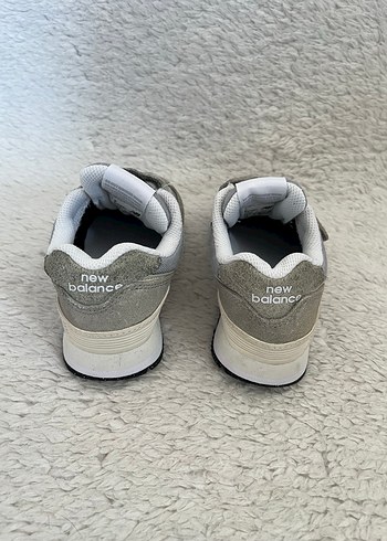 Kız Çocuk Gri New Balance Spor Ayakkabı - Görsel 4