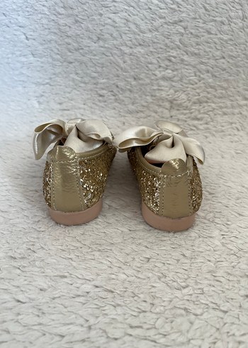 Kız Çocuk Altın Renk Fiyonklu Babet - Görsel 4