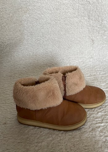 Zara Çocuk Kahverengi Süet Kürklü Bot