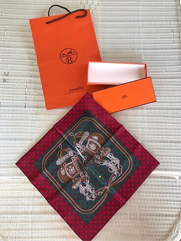 Hermes Fular