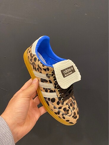 38 Beden Adidas Leopar