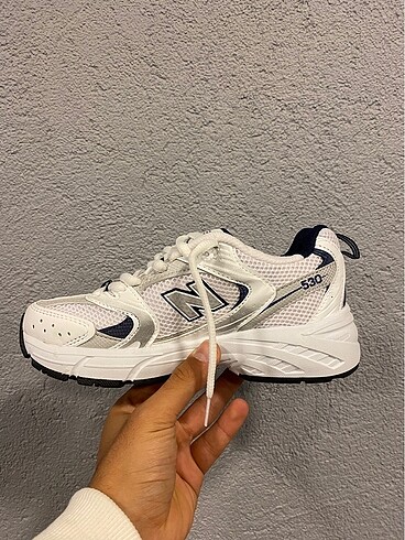 38 Beden beyaz Renk Newbalance 530