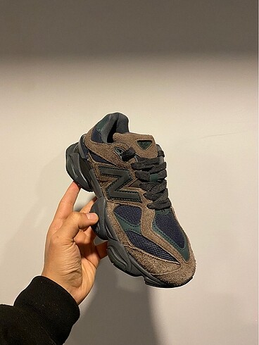 40 Beden Newbalance 9060 İTHAL