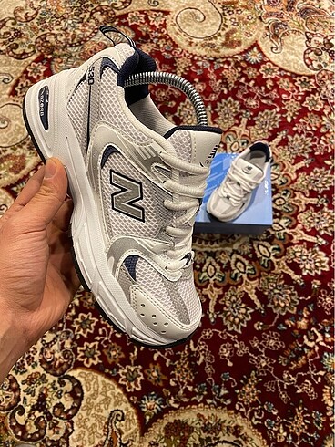 Newbalance 530