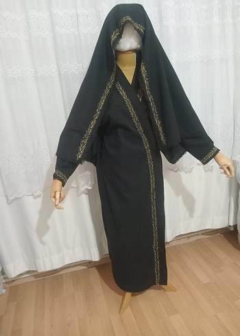 46 Beden siyah Renk Uzun Siyah Nakışlı Kadın Namaz Elbisesi