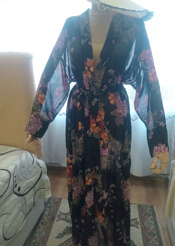Çiçek Desenli Uzun Bohem Kimono - Görsel 5
