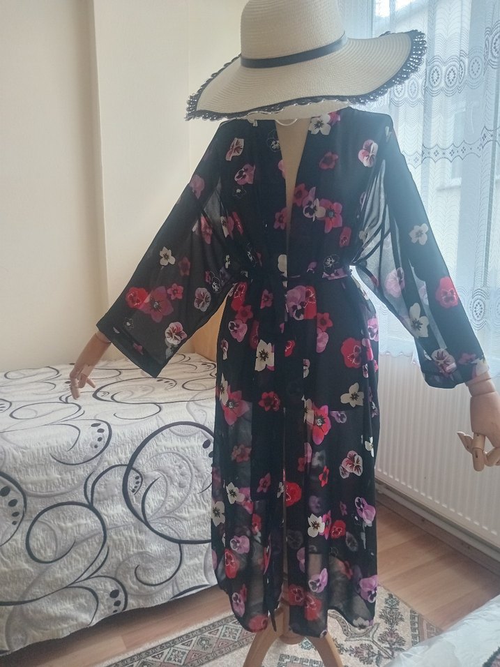 Çiçek Desenli Uzun Bohem kimono - Görsel 3