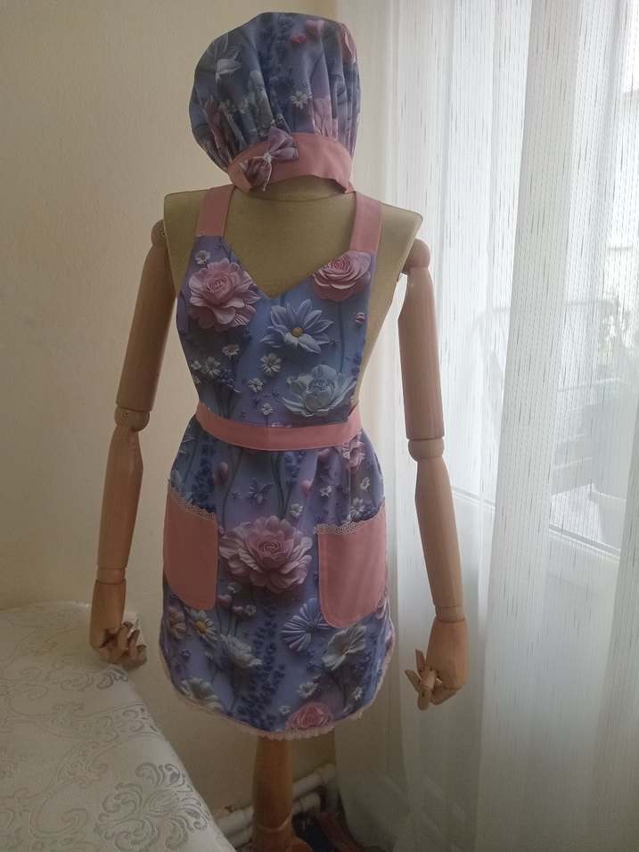Pembe Pastel Tonlu Bağlamalı Mutfak Önlüğü ve Aşçı Şapkası - Görsel 2