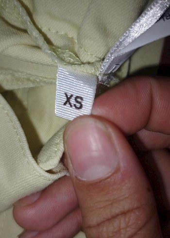 xs Beden Düğmeli sarı Kadın Mini Şort