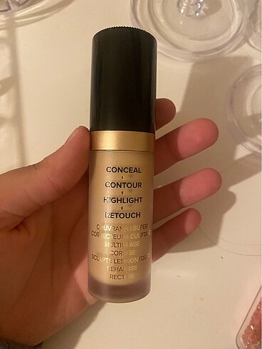  Beden Renk too faced kapatıcı