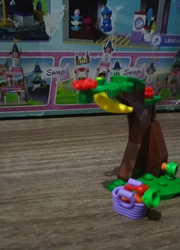 Diğer LEGO FRIENDS: DISNEY PRENSES ŞATOSU: 41152 PİYASADA YOK 322 PRÇ.