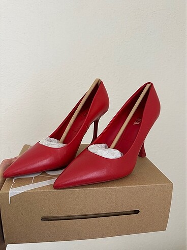 Zara Zara deri topuklu stiletto ayakkabı