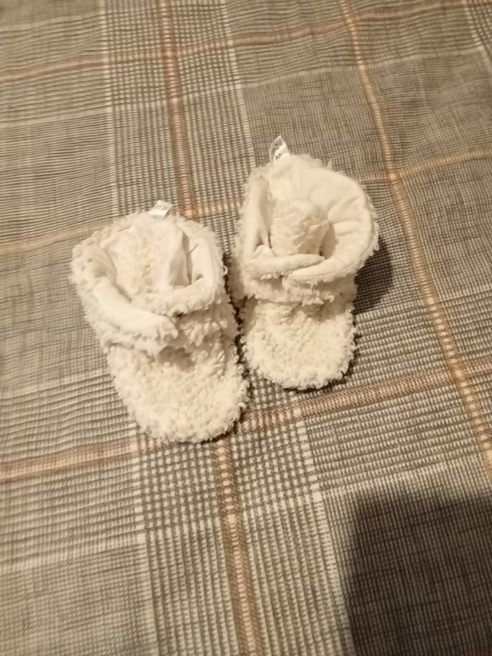 Beyaz Kürklü Kız Çocuk Sıcak patik - Görsel 2