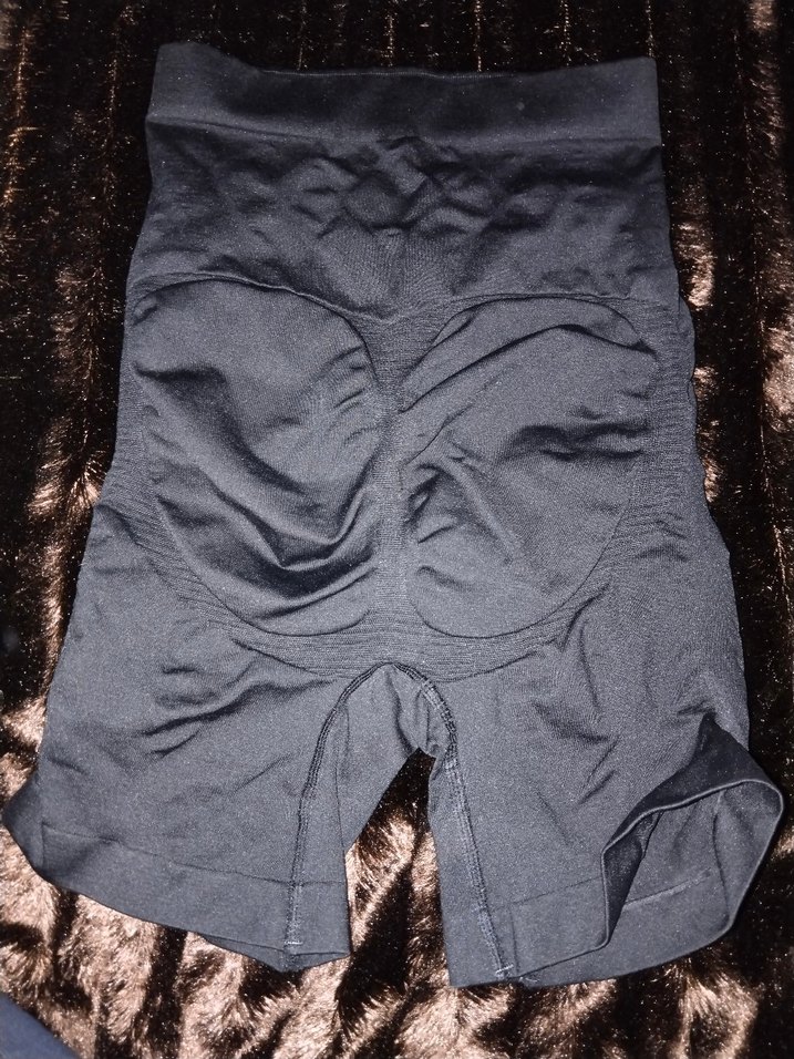 Siyah korse - Görsel 2