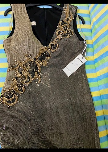 Drapeli Altın Renk Uzun Abiye Elbise - Görsel 6