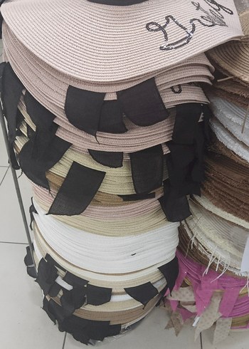 Boncuk İşlemeli Bej Örgü Kadın Şapka - Görsel 7