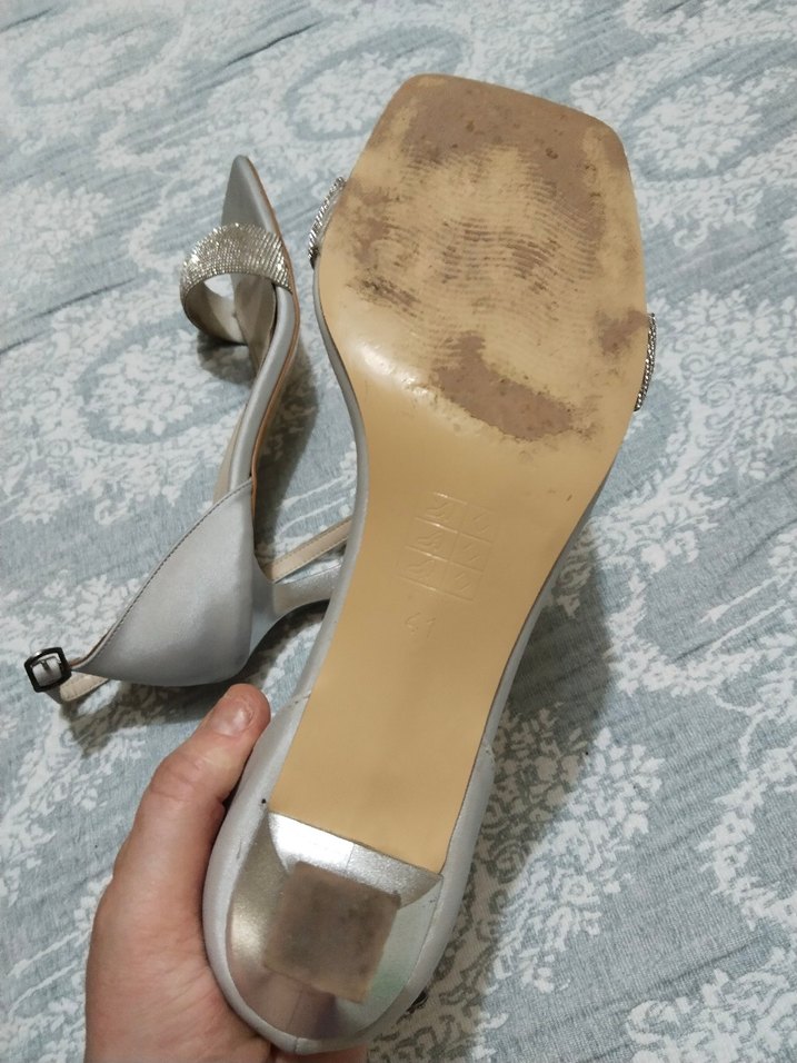 Beyaz Tokalı Blok Topuklu Kadın Abiye Ayakkabı - Görsel 3