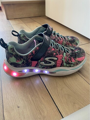 Skechers 33 Numara