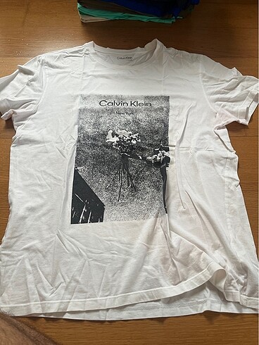 Calvin klein t shirt