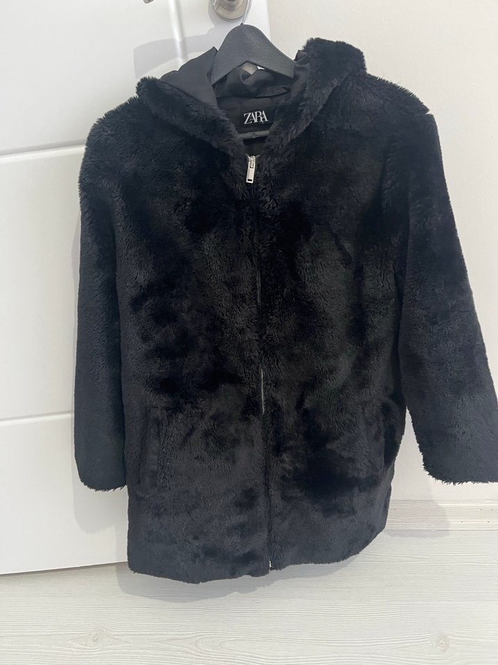 Zara Siyah Kapüşonlu Kaban - Görsel 2