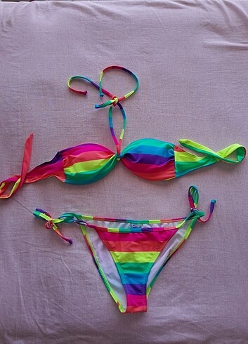 censored renkli bikini takımı