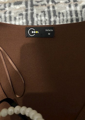 V Yaka Kahverengi Midi Kadın Bluz - Görsel 2