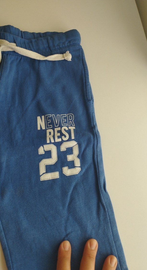 Erkek Çocuk Mavi Bol Kesim Baskılı Eşofman Altı - Görsel 3