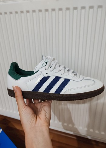 42.5 Beden Beyaz Adidas Spor Ayakkabı