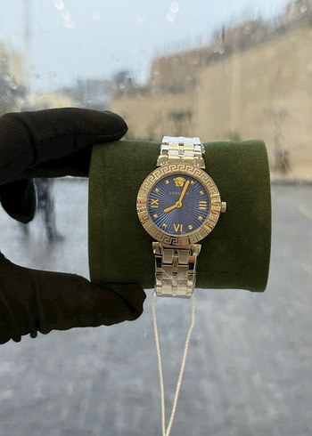 Versace Altın Renkli Kadın Kol Saati - Görsel 12