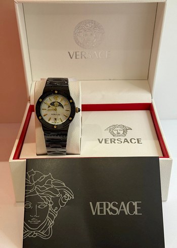 Versace Altın Renkli Kadın Kol Saati - Görsel 3