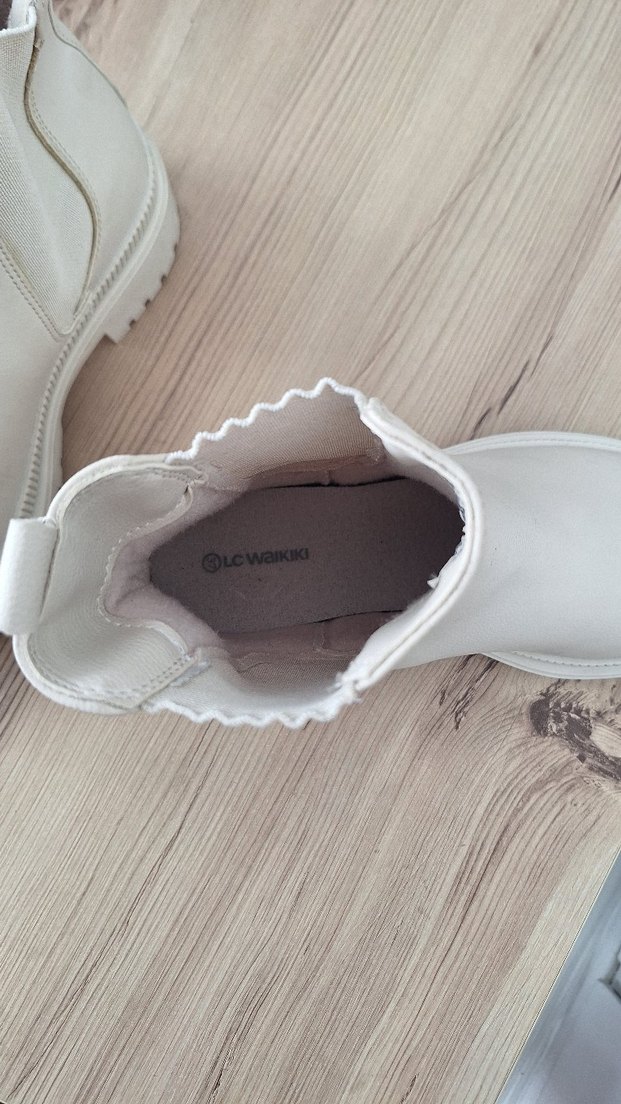 Lc Waikiki Süet Platform Topuklu Bot - Görsel 4