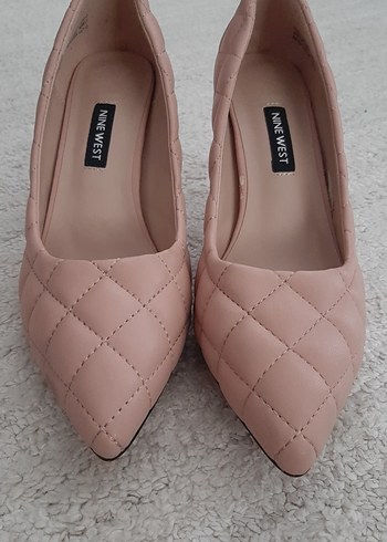 Nine West 38