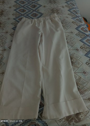 Beyaz Kadın Kumaş Pantolon, Kemerli, Rahat Kesim - Görsel 4
