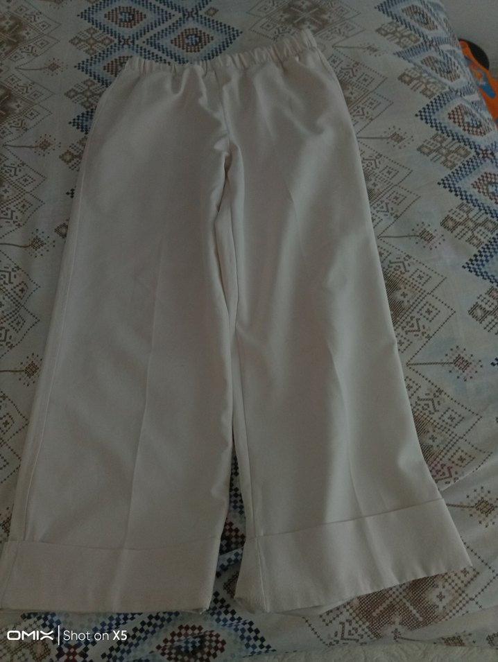 Beyaz Kadın Kumaş Pantolon, Kemerli, Rahat Kesim - Görsel 2